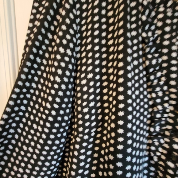 Womens black and white long sleeve top - Picture 4 of 8